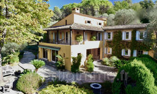 Maison 6 Pièces 295 m² à louer à Grasse (06130)