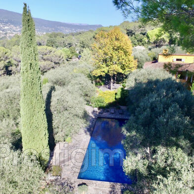 Maison 6 pièces 5800 €