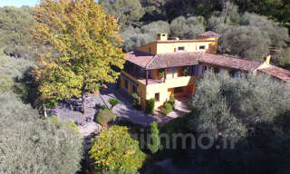 Maison 6 Pièces 295 m² à louer à Grasse (06130)