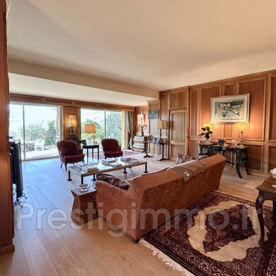 Maison 6 pièces 5800 €