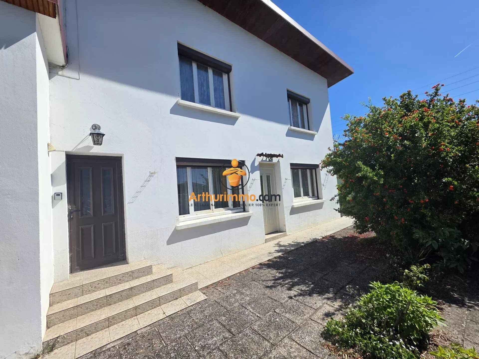 Maison 6 pièces 138 m² · à Aureilhan · 138 m² · 190 000 €