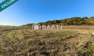 Terrain  707 m² à vendre à Reyniès (82370)