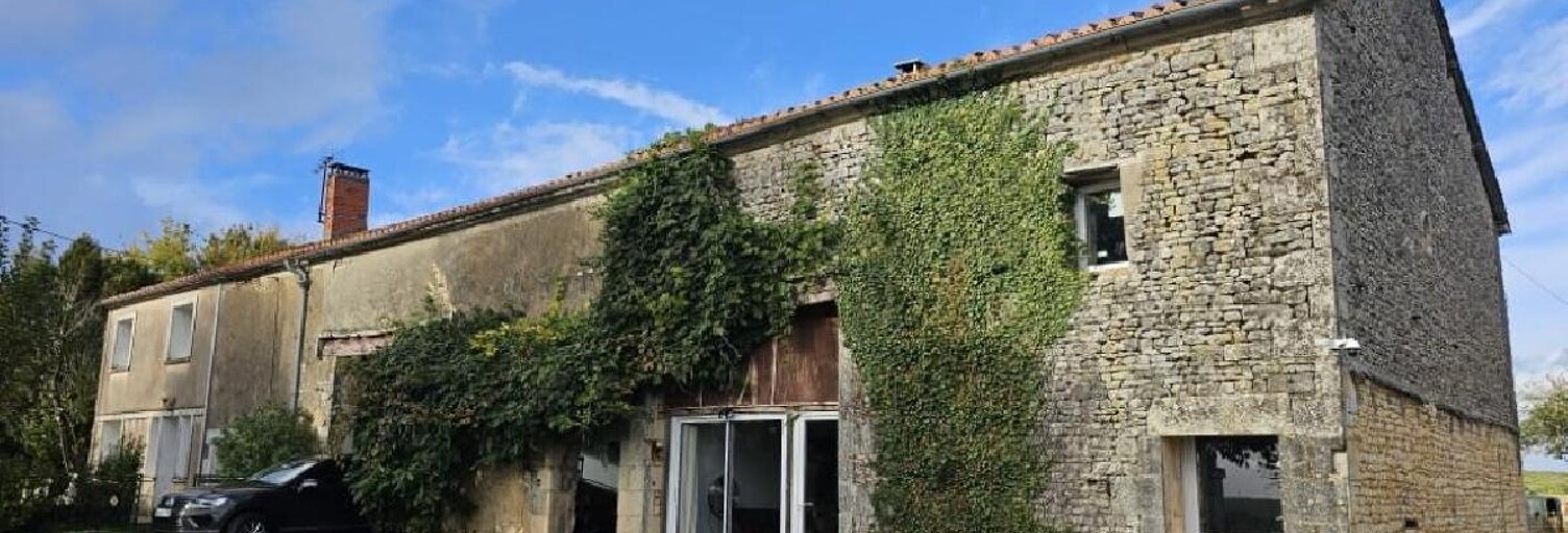 Maison 8 Pièces 224 m² à vendre à Aunac-sur-Charente (16460)