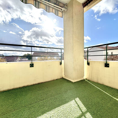 Appartement 3 pièces 787 €