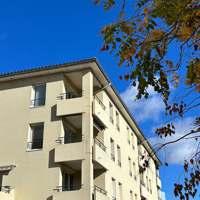 Appartement 3 pièces 787 €