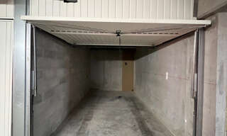 Garage  13 m² à louer à Marseille 2 (13002)