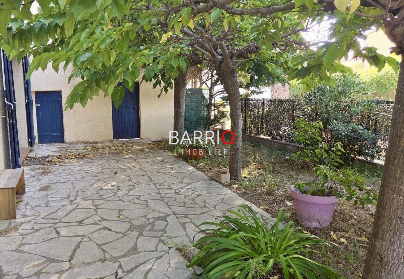 Villa / Maison  T11 à vendre Saint-Cyprien 66750