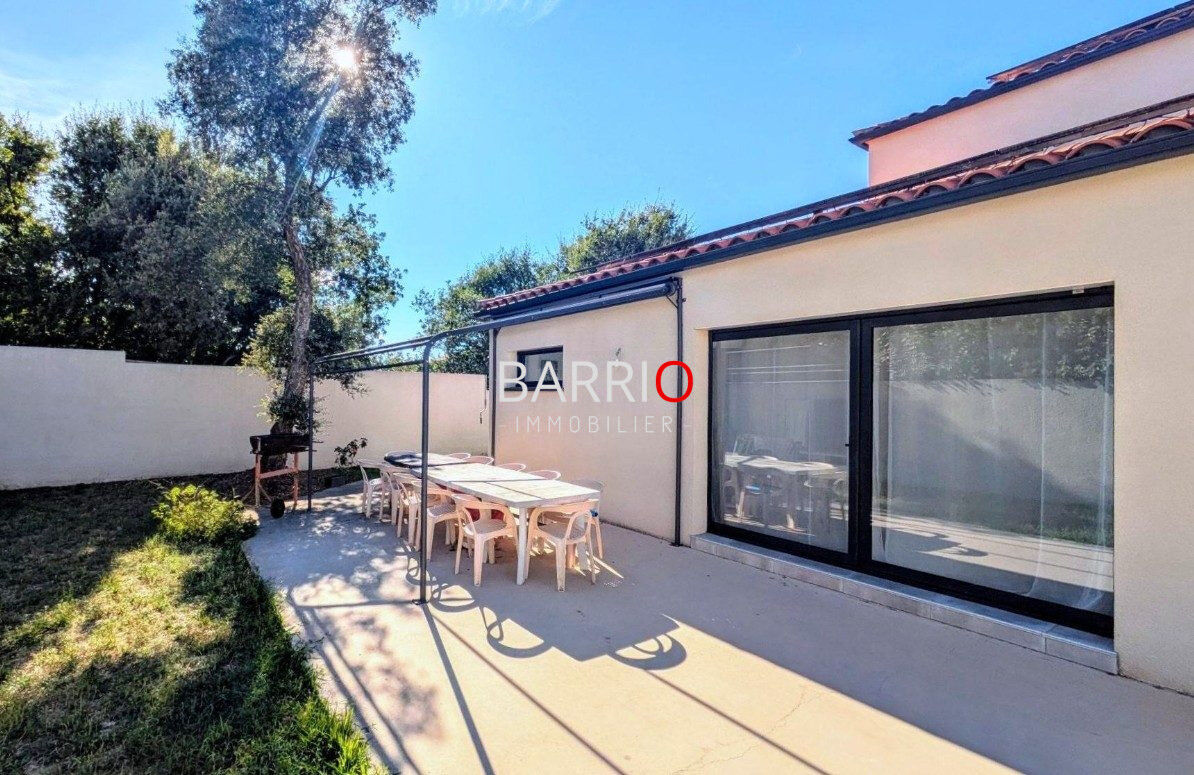 Villa / Maison  T4 à vendre Laroque-des-Albères 66740