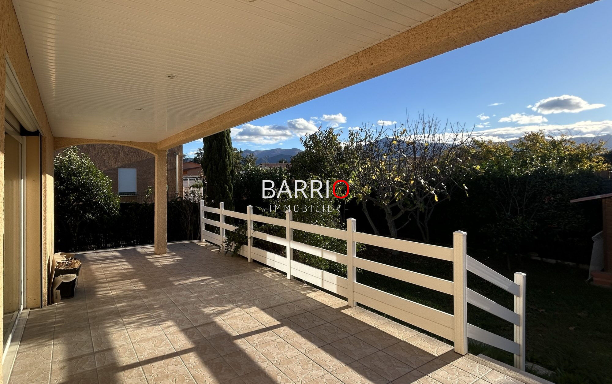 Villa / Maison  T5 à vendre Palau-del-Vidre 66690