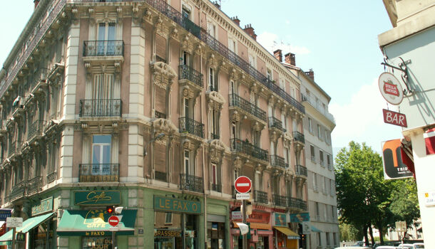 Appartement 1 pièces  à louer Grenoble 38000