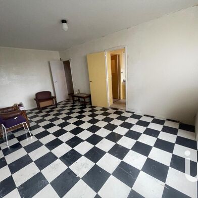 Appartement 3 pièces 74900 €