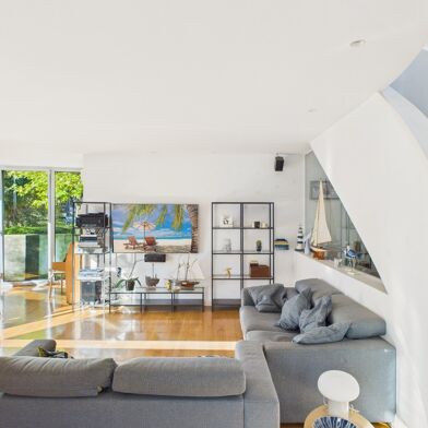 Maison 8 pièces 1090000 €