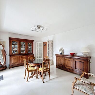 Appartement 4 pièces 249980 €