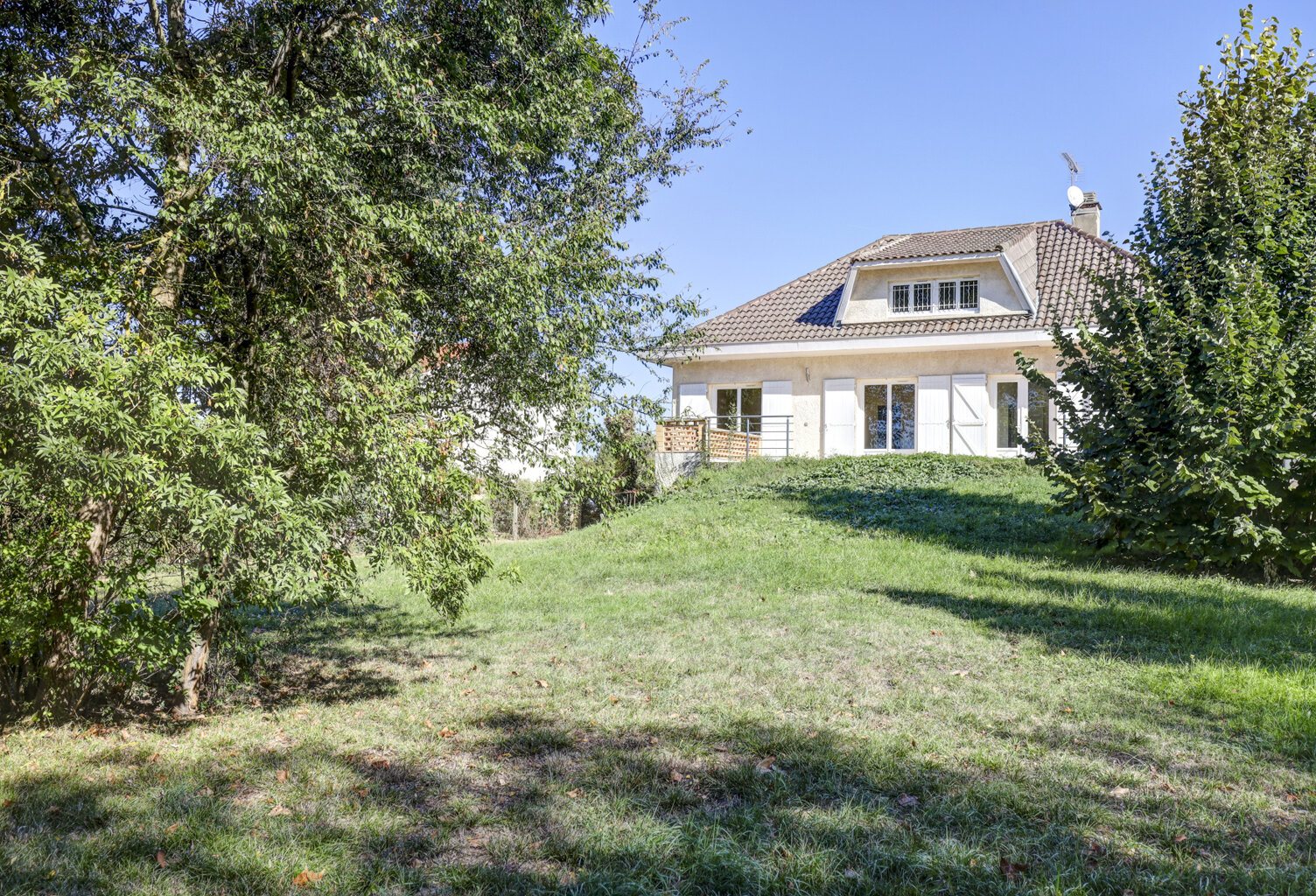 MAISON SUR SOUS SOL 185 M2 HAB — photo 1