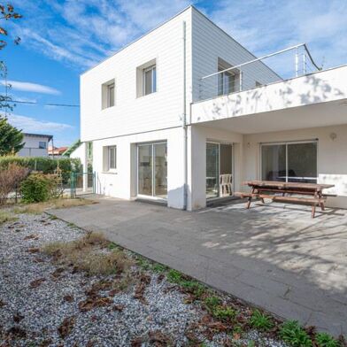 Maison 5 pièces 426465 €