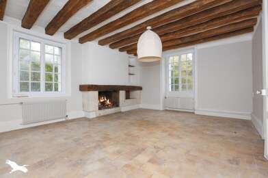 Maison 8 pièces 270810 €