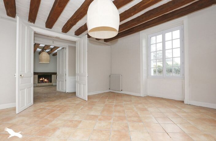 Vente maison 8 pièces 280 m² Savigné-sur-Lathan (37340) — photo 2