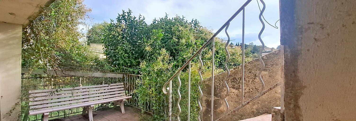 Maison 4 Pièces 104 m² à vendre à Grambois (84240)