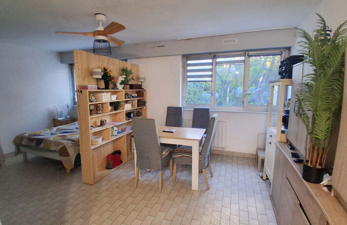 TOULON EST - T1 entièrement meublé — photo 2