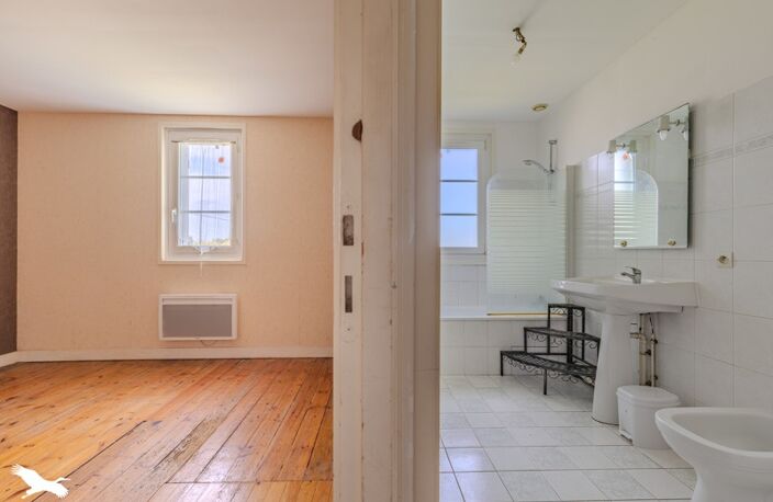 Vente immeuble   Saint-Denis-de-Pile (33910) — photo 5