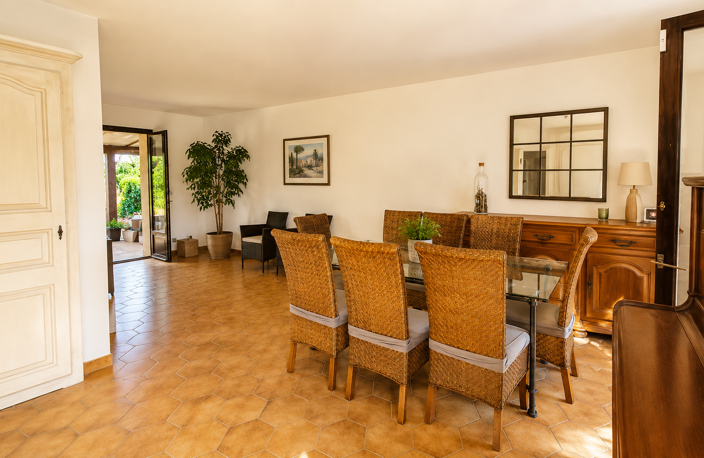  A VENDRE - BAISSE DE PRIX--VILLA PLAIN PIED SUR JARDIN ARBORÉ - LANGLADE — photo 5