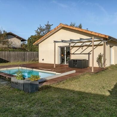 Maison 4 pièces 396112 €