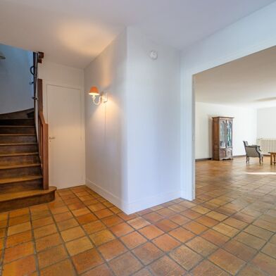 Maison 6 pièces 384345 €