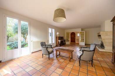 Maison 6 pièces 384345 €