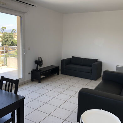 Appartement 2 pièces 843 €