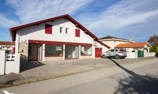 Immeuble   m² à vendre à Saint-Palais (64120)