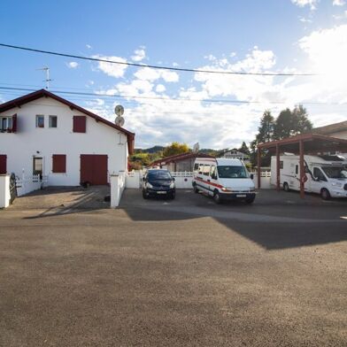 Immeuble  958640 €