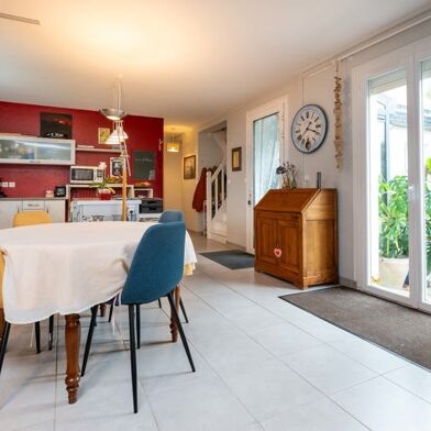 Maison 6 pièces 379080 €