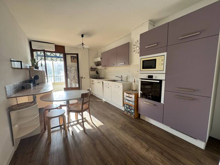 Appartement T4 – Résidence sécurisée avec parc arboré et gardien – Proche Comédie et Gare — photo 1