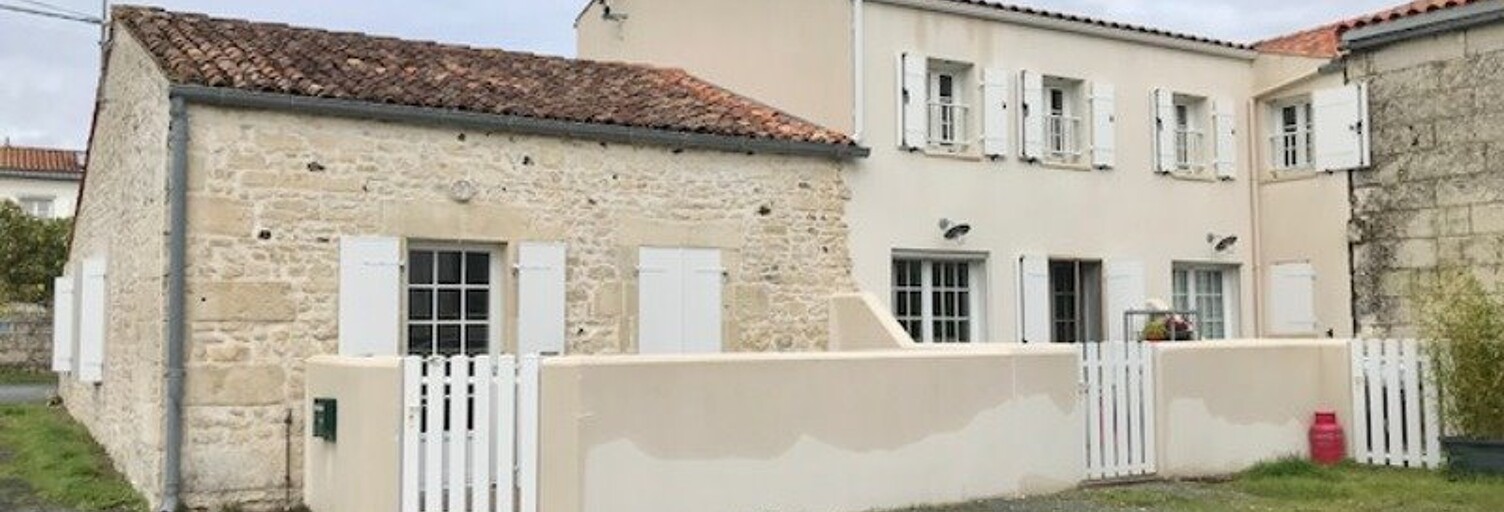 Immeuble   m² à vendre à Chaniers (17610)