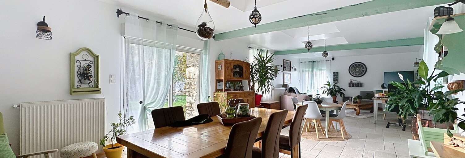 Maison 5 Pièces 175 m² à vendre à Saint-Varent (79330)