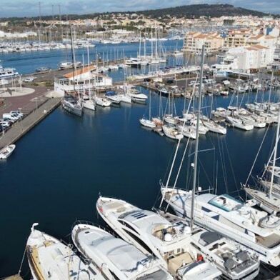 Commerce  250000 €