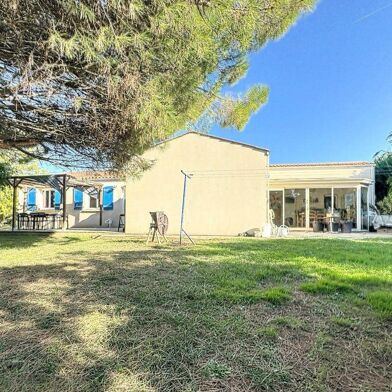 Maison 6 pièces 299990 €