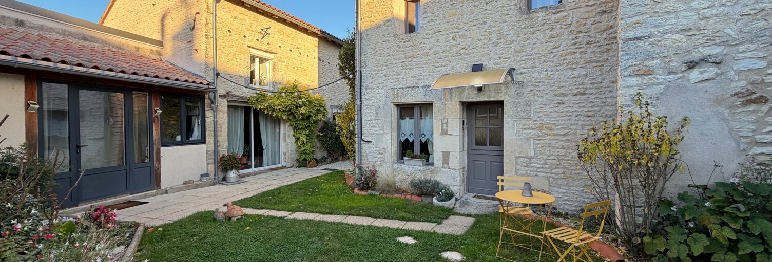 Maison 7 Pièces 202 m² à vendre à Neuville-de-Poitou (86170)