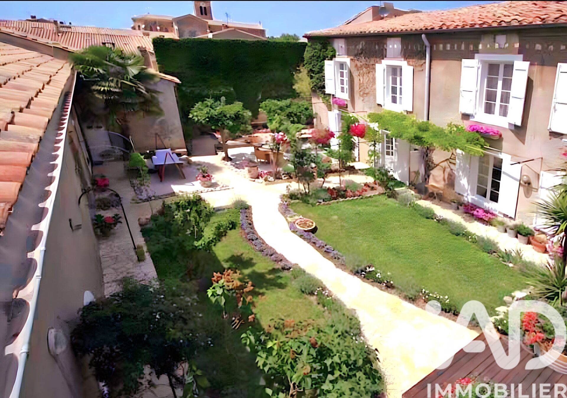 Olonzac - 271m² - 10p.