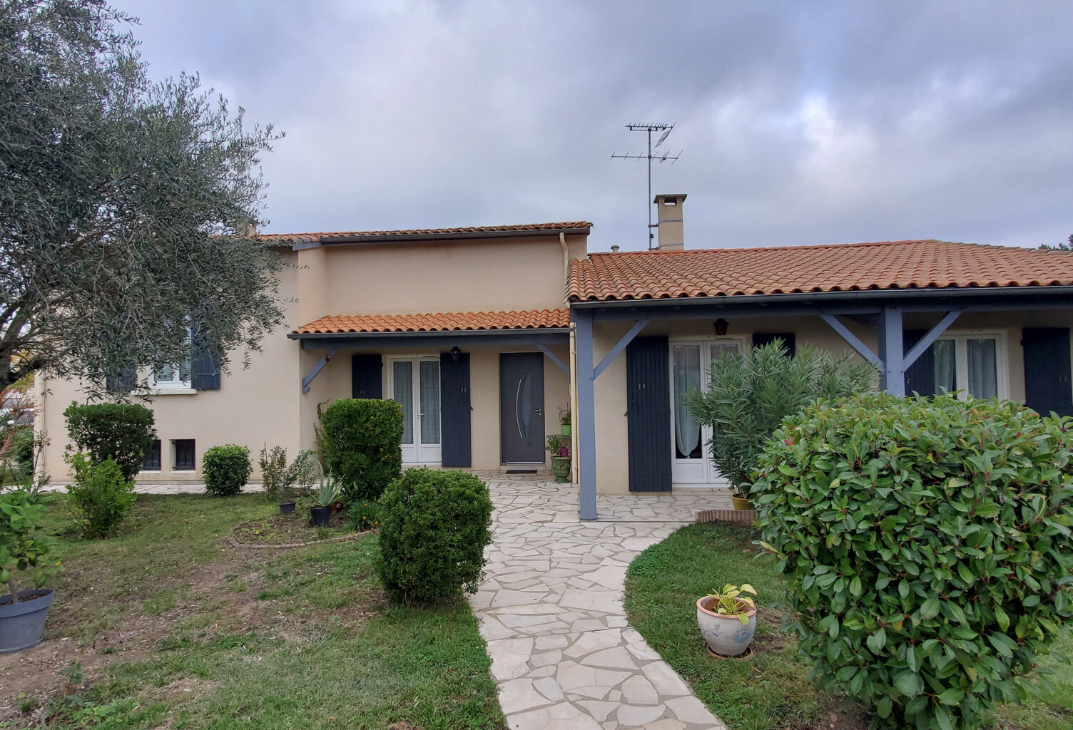 MARMANDE QUARTIER RESIDENTIEL TRES BELLE VILLA 144m2 EN PARFAIT ETAT — photo 1