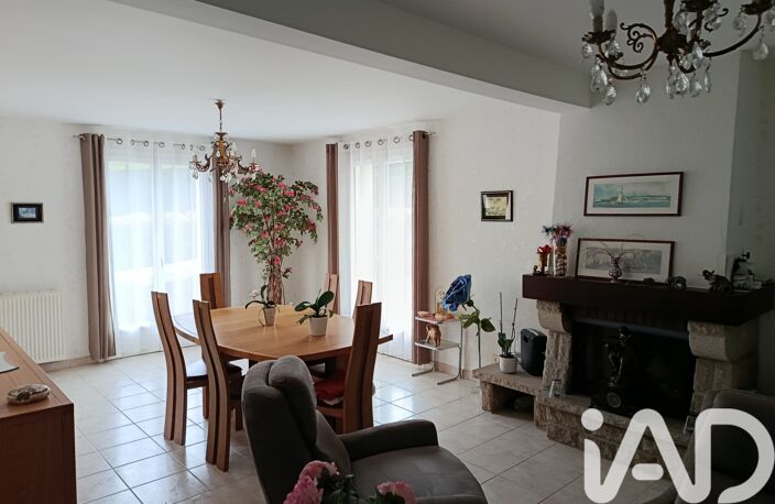 Vente Maison/villa 5 pièces — photo 2