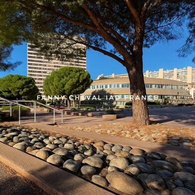 Commerce  215000 €