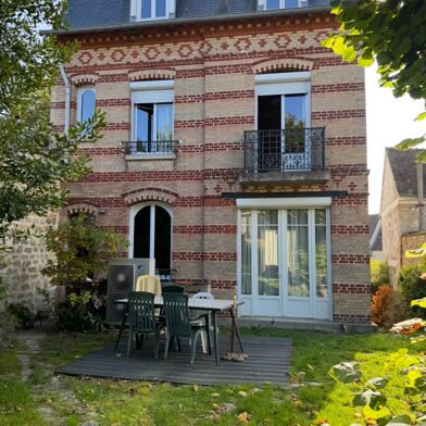 Maison 8 pièces 445000 €