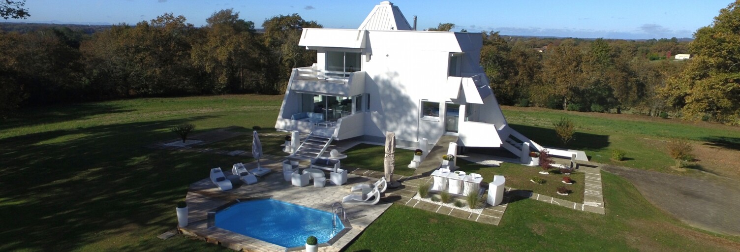 Maison 5 Pièces 208 m² à vendre à Saint-Loubouer (40320)