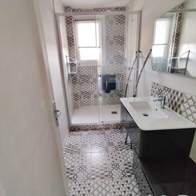 Appartement 3 pièces 124000 €