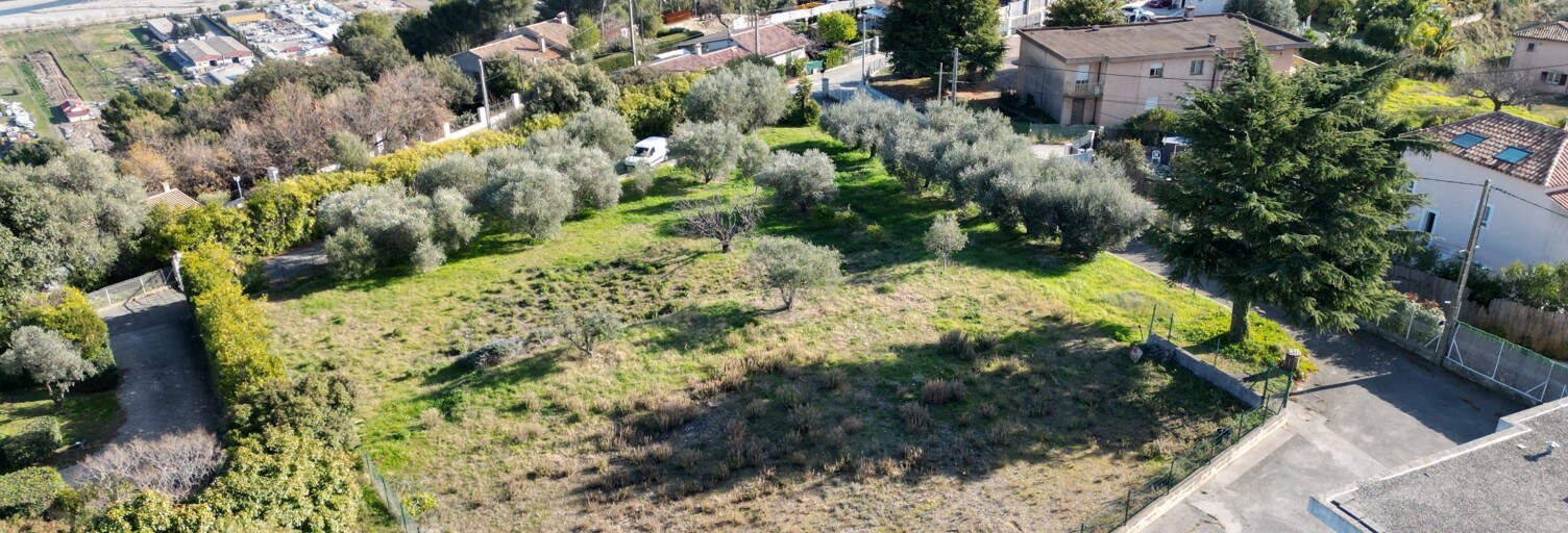 Terrain  869 m² à vendre à Saint-Laurent-du-Var (06700)