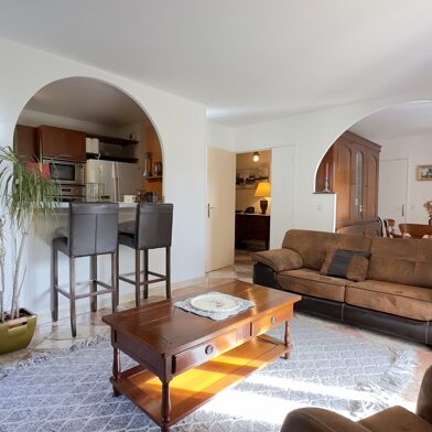 Appartement 5 pièces 299000 €