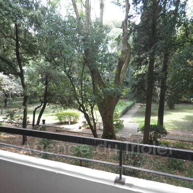 Appartement 1 pièces 700 €