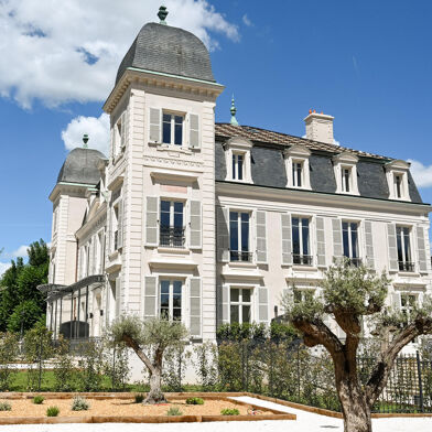 Appartement 4 pièces 3500 €