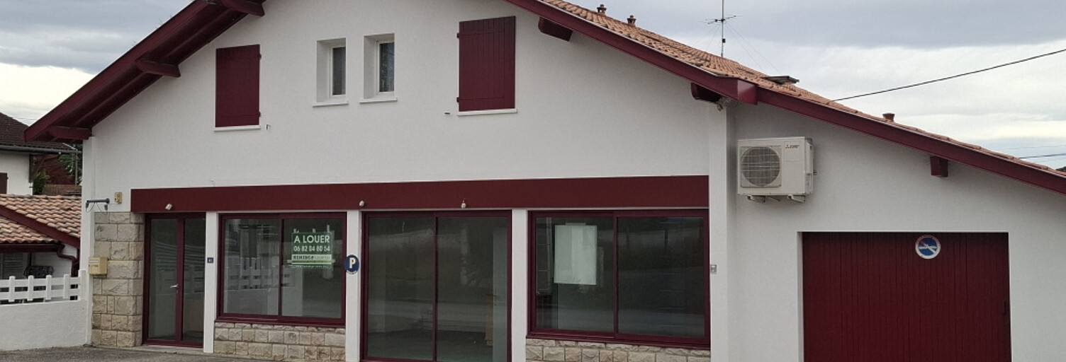 Immeuble  327 m² à vendre à Saint-Palais (64120)